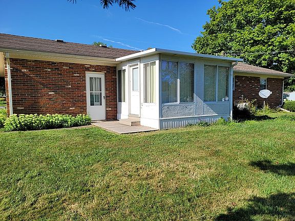 2nd image of 155 Hillcrest Dr