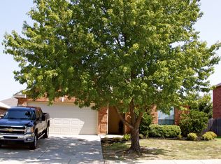 3528 Crisoforo Dr, Denton, TX 76207