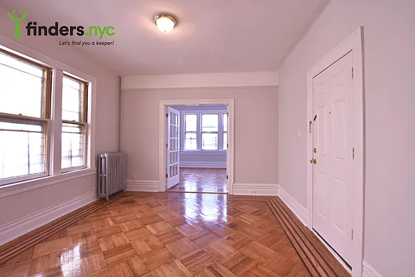 Rented by Clove Realty LLC | media 7