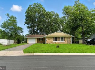 4921 Ridgeview Ln, Bowie, MD 20715