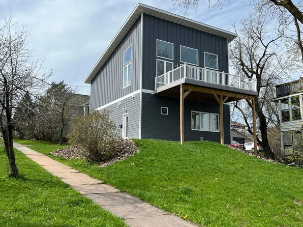 614 N 7th Ave E, Duluth, MN 55805