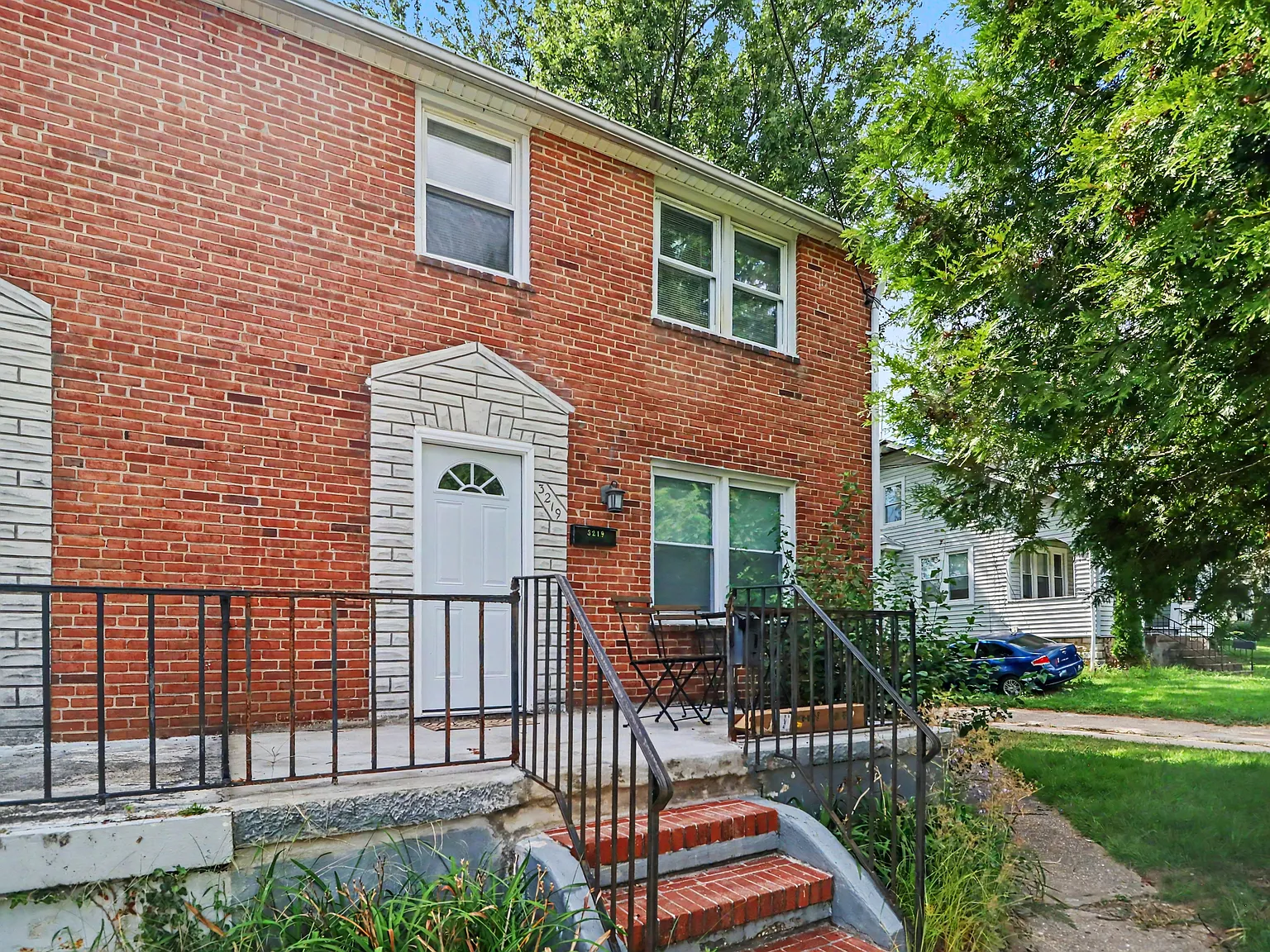 1 bed, 1000 sqft, $1,700 — Photo 1