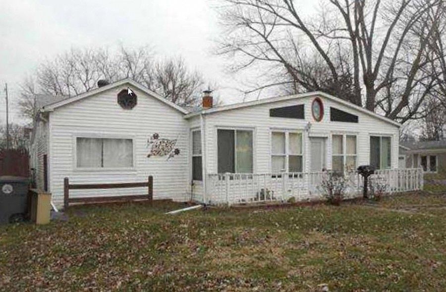 1st image of 1826 Waggoner Ave