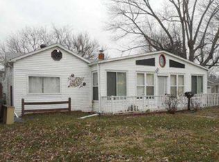 1826 Waggoner Ave, Evansville, IN 47714