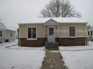 1305 Matilda St, Saint Paul, MN 55117