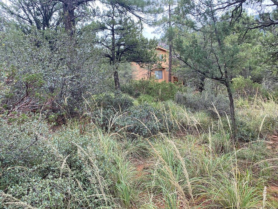 2nd image of 186 N Trails End Dr