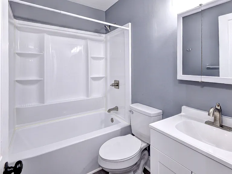 725 Jefferson Pl — Photo 6