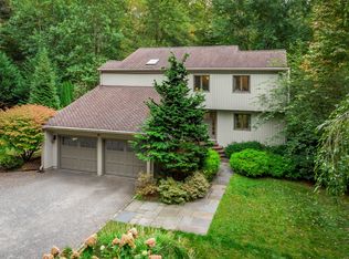 193 Newtown Tpke, Weston, CT 06883