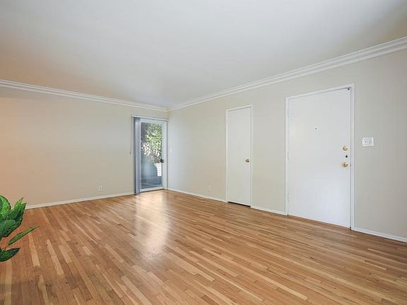 4th image of 283 S El Molino Ave APT 1