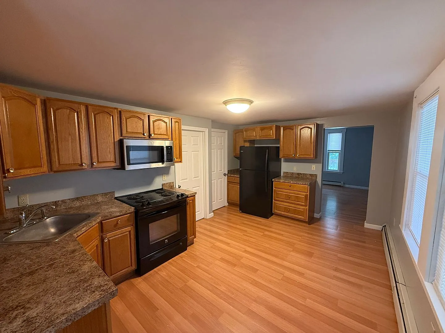3129 High Street — Photo 1