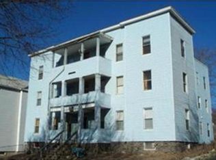 71 Loxwood St APT 2L, Worcester, MA 01604