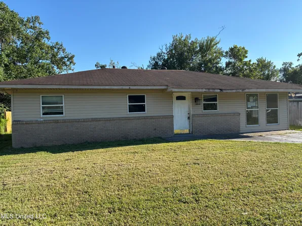 122 Carson Dr, Gulfport, MS 39503