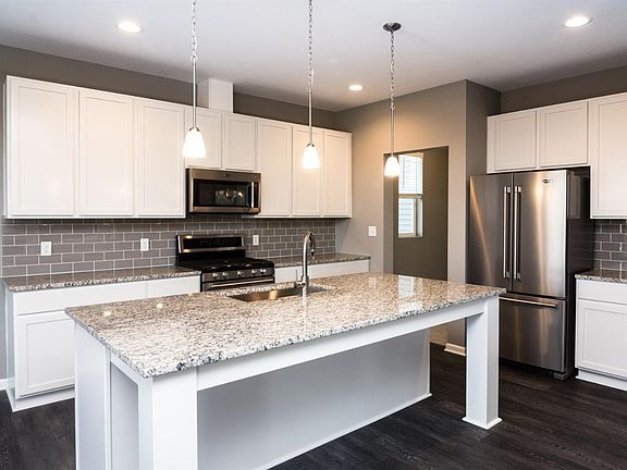 4th image of 19904 W Breton Ct #32