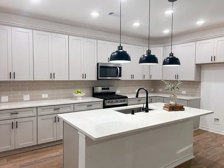 1357 Grass Bend Dr — Photo 6