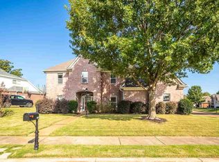 1150 Sanbyrn Dr, Cordova, TN 38018