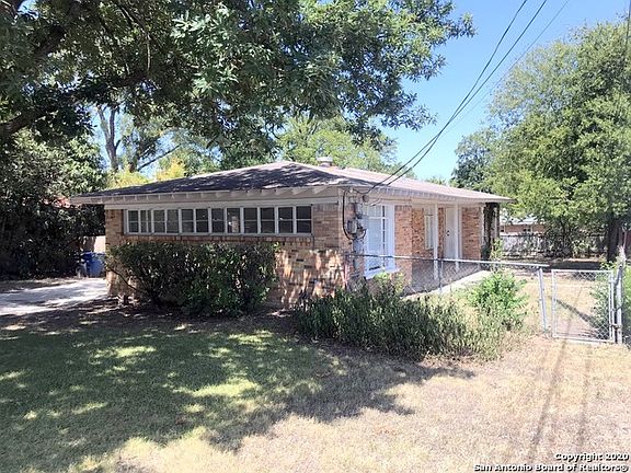 3rd image of 302 Hope Dr