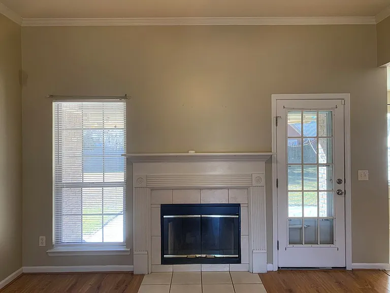 1169 Cumberland Dr — Photo 5