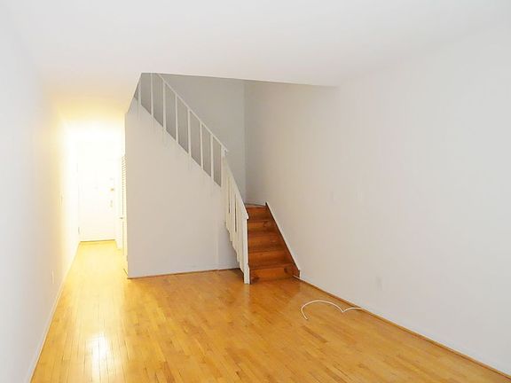 3rd image of 516 E 86th St APT 2d
