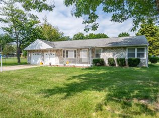 75 N Greenridge Dr, Decatur, IL 62526