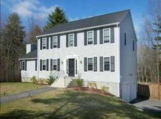 345 E Wallum Lake Rd, Pascoag, RI 02859