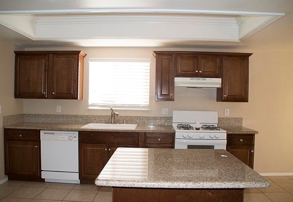 2nd image of 26125 Mirada St