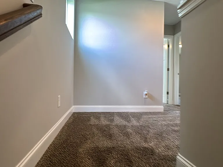 392 Armstrong St #A — Photo 7