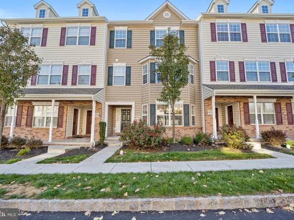 3089 Goshen Dr #M51-l, Pennsburg, PA 18073
