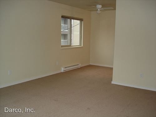 1st image of 525 Bellevue Ave E APT 404