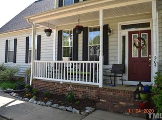 205 Vinson Ridge Ln, Clayton, NC 27527