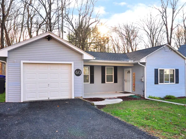 40 Barry Road, Coventry, CT 06238