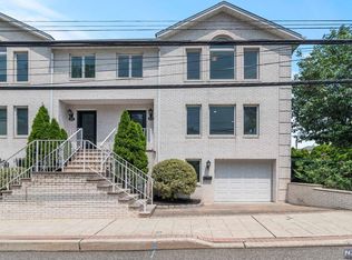 479 West St, Fort Lee, NJ 07024