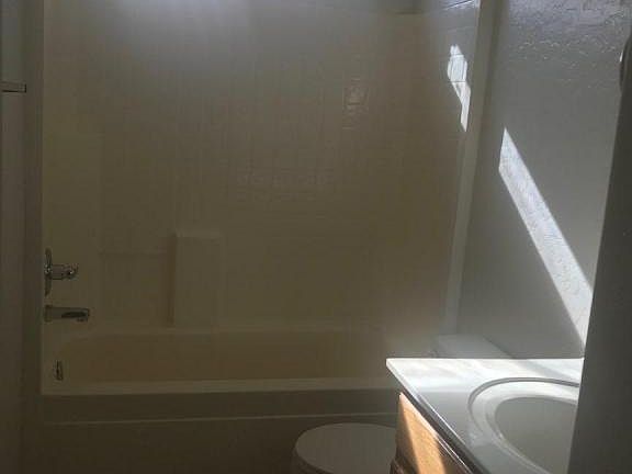 5th image of 14838 W Caribbean Ln
