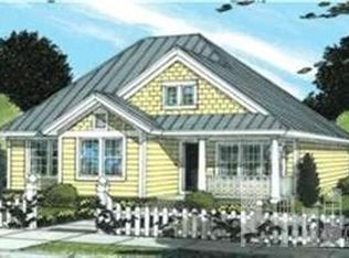 1080 Spruce St, Southport, NC 28461