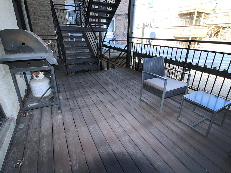 917 N Ashland Ave #2 — Photo 22