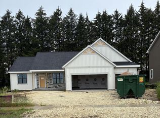 561 Hawks Ridge ROAD, Grafton, WI 53024