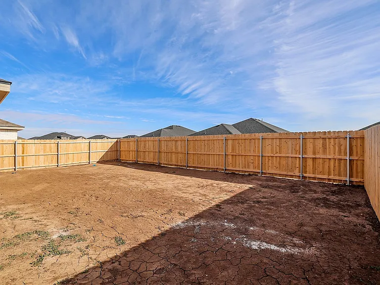 3003 Swenson St — Photo 3