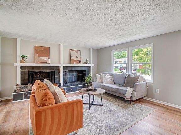 4th image of 3137 Sandridge Ave
