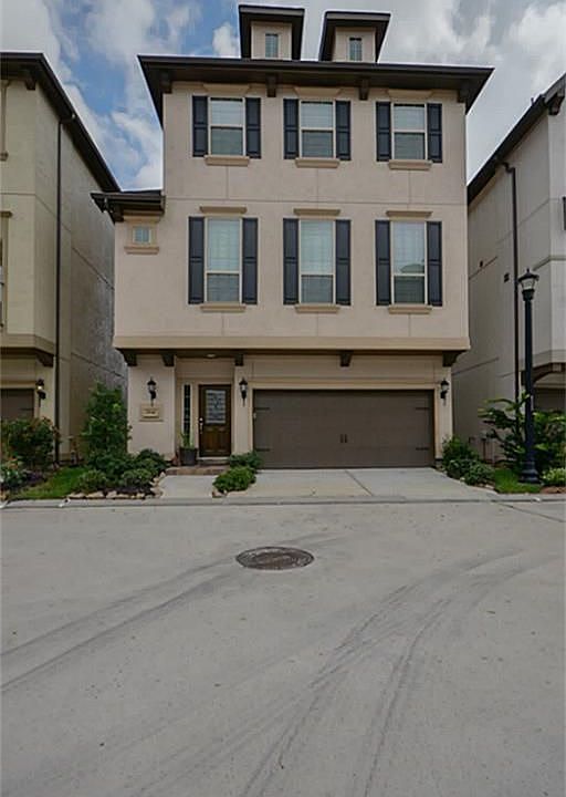 1st image of 2841 Kings Retreat Cir