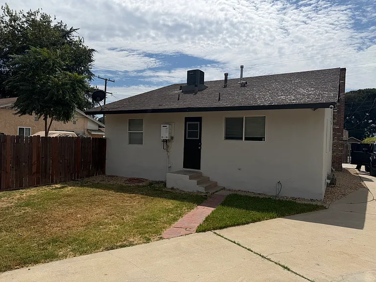 11203 Roswell Ave — Photo 21