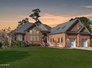 999 Beauvoir Dr NW, Calabash, NC 28467