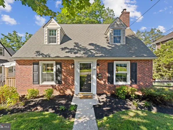 28 Manor Rd, Paoli, PA 19301