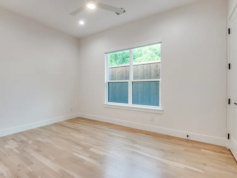 2805 Cherrywood Ave — Photo 16