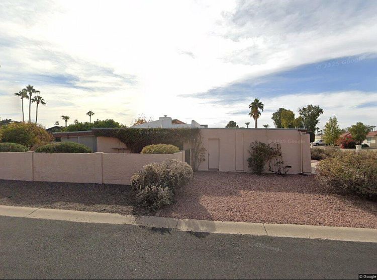 1st image of 26001 S Parkside Dr