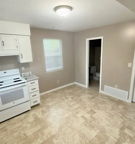 1346 Kiowa St — Photo 2