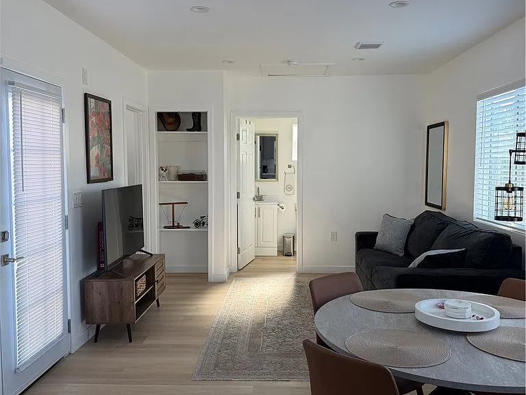 13114 E Liggett St #13114 — Photo 5