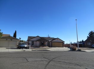 9512 Sunspot Rd SW, Albuquerque, NM 87121