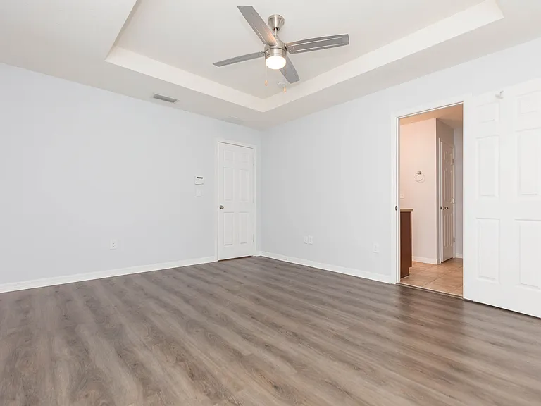 15948 Fishhawk View Dr — Photo 22