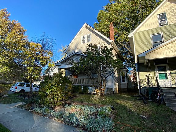 2nd image of 2300 Indianola Ave