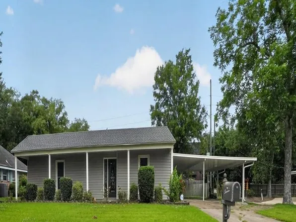 218 Ormond Oaks Dr, Destrehan, LA 70047