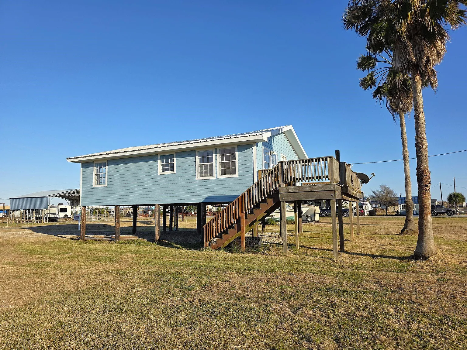 2 bed, 1.0 bath, 1008 sqft, $2,500 — Photo 3